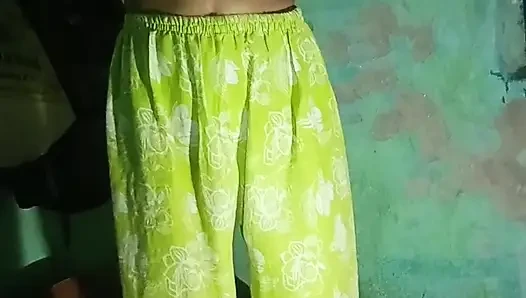 Desi girl ka boor pehli bar dekha maja aa gaya