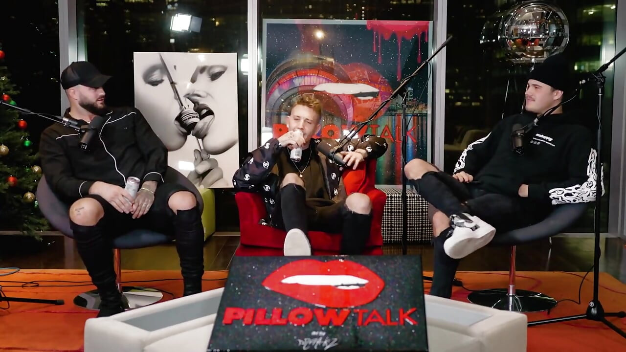 Brad Sousa îl întreabă pe Jake Paul cum gustă D* ck!! (Tana Mongeau Drama)