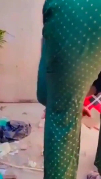 Video seks baharu Sara Khan | Klip 1