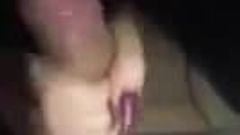 La ragazza russa succhia il fidanzato nella sua macchina