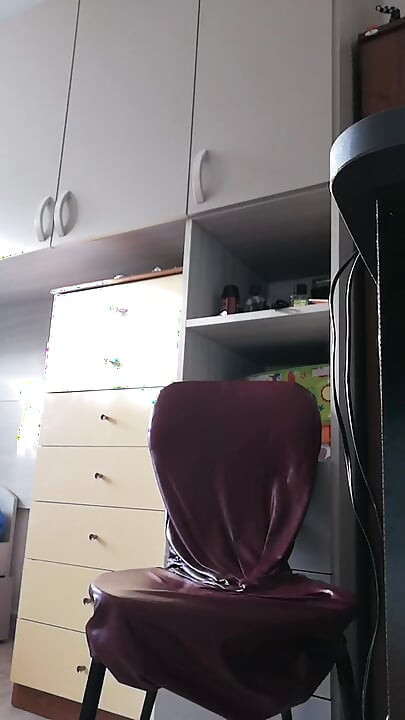 Το απολαμβάνω πολύ, μπορείτε να το ακούσετε από τη ζεστή φωνή μου!