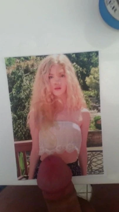 Elena Kampouris Cum Tribute