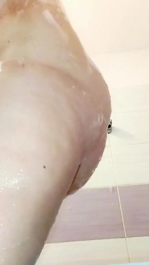 Amateur couple taking bath, wife hairy pussy, big ass, big tits. | Clip 3