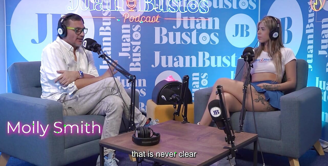 Better Than Her Toys! Mollysmith Squirts All Over the Sybian Machine on Juan Bustos Podcast