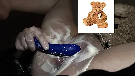 MY KINKY ARAB GIRL MASTUBATES WITH VIBRATOR & MY CUM ALL OVER HER CURVY BODY-  AMATEUR ARABIAN SNOWWHITE