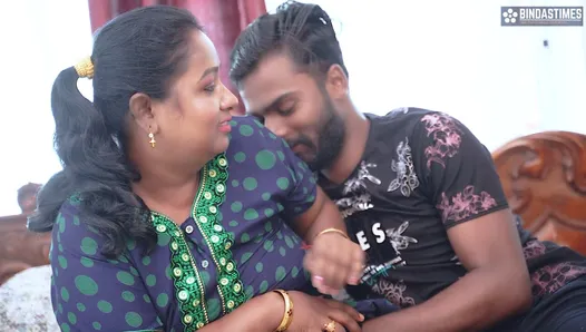 La tía india mallu disfruta de la gran polla de su vecino cuando está sola en casa (audio hindi)