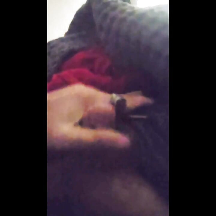 Ordeño de orgasmo nocturno de Kevy 69