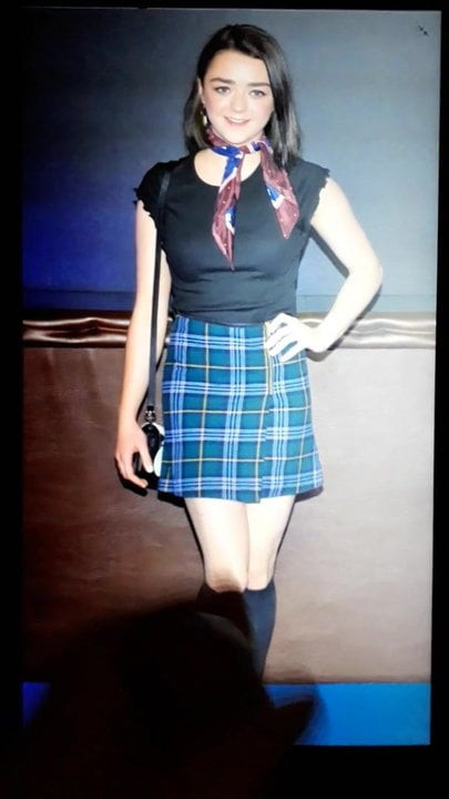 Maisie Williams Cum Tribute 2