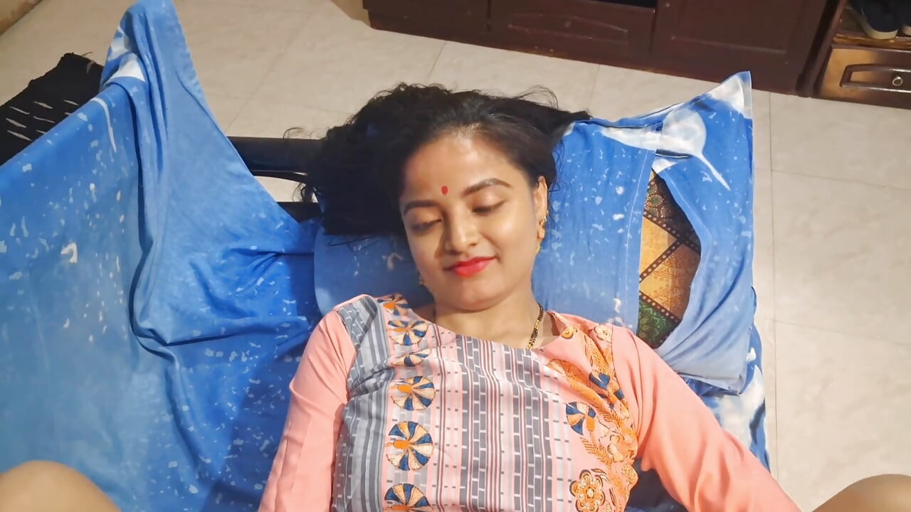 Bhai aur Bahan ka sex video Desi village girl tight pussy local sex video