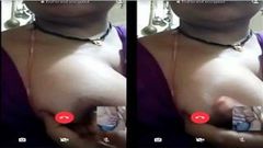 Today Exclusive-Horny Bhabhi Showing Her Boob...