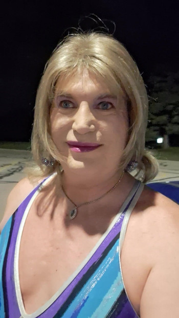 아빠를 위해 주차장에서 기다리고, 우리는 다시 주차장 게임을하고 있습니다!