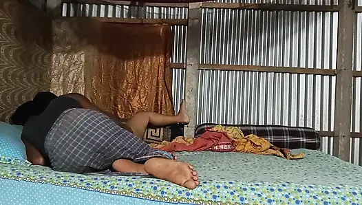 Üvey anne götten sikişiyor