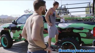 Assfucked fitness hunk drops his milky load