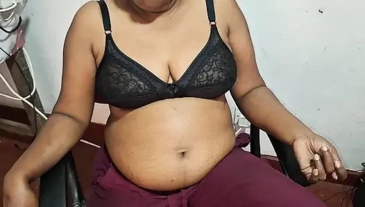 Stunning Asian Milf who can FUCK me