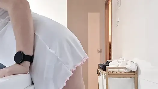 Jacuzzi Strip & Dildo Ride - Reverse Cowgirl Dildo Ride & Sloppy Cleanup