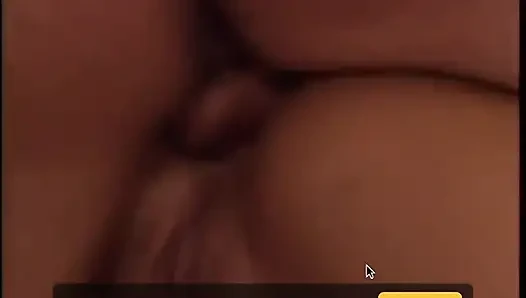 Cewek seksi rambut pirang ngentot suaminya pakai orifice sekujur tubuhnya