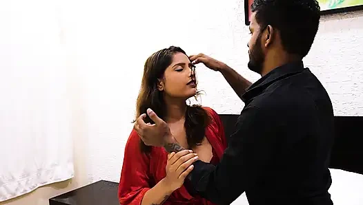 SUAMI NONTON ISTRINYA DIENTOT HABIS-HABISAN DAN DIENTOT HABIS-HABISAN SAMA SUAMINYA