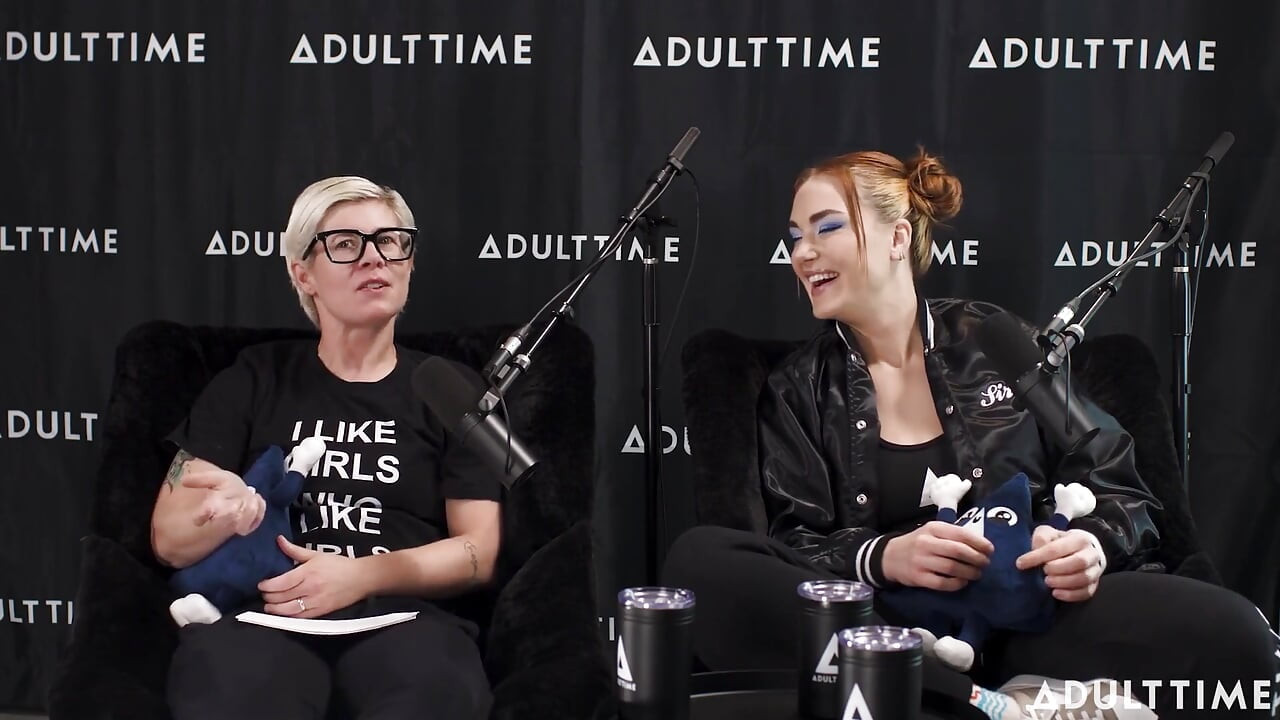 Codi Vore & Siri Dahl Vorarephilia, Edge Masters, & Breast Reductions | the Adult Time Podcast