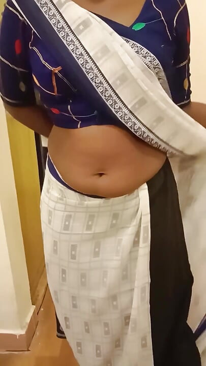 Tamil Tøs Wife's Saree Seduction Post-ex-elsker Hook-up - Cuck Films! Indianhotwifex