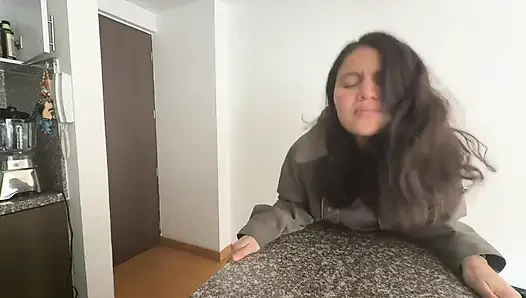 Eine Lesbe Dominiert Mich, Bevor Ich Zur Arbeit Gehe