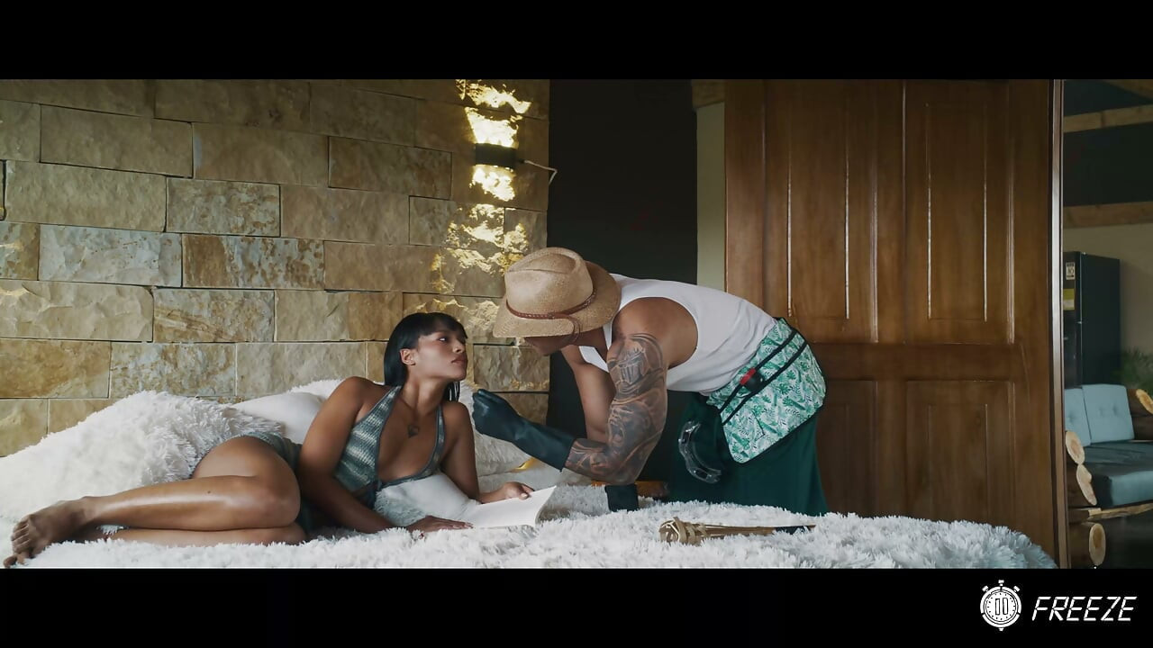 Time Freeze Facial Cumshot Casca Zahara