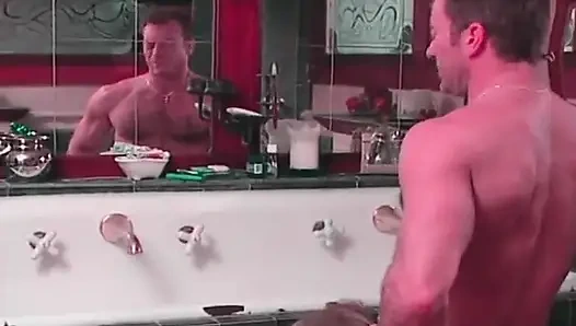 Verführerische brünette im badezimmer: leidenschaftliche orale freude