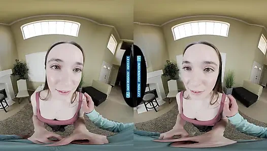 СМЕРТЕЛЬНЫЙ ХАРДКОР ВР - ты долбишь свою симпатичную секретаршу в ее чулках - Hazel Moore