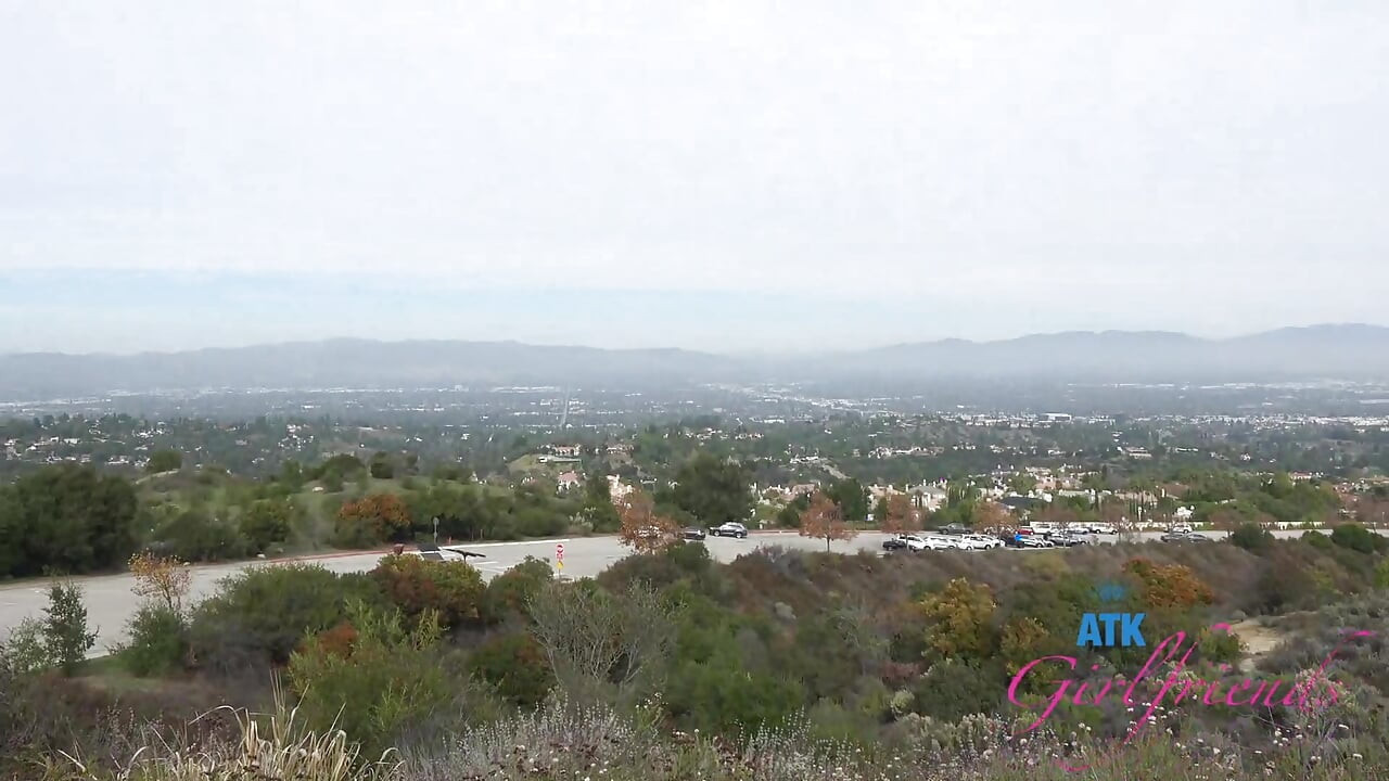 POV Date Night Roadhead with Amateur Cecelia Taylor - She Gives Amazing Blowjob in the Car