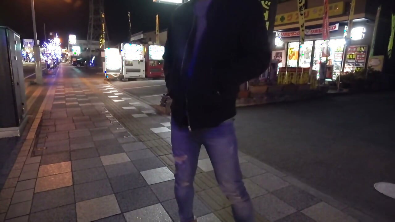 undergrunns sexarbeid – slank og petite jente med søt Hiroshima-dialekt – fellatio- og sexvideoer