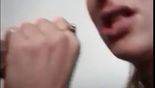 Memek besra Lauren legend dientot habis-habisan sama kontol besar sampai matanya merem melek