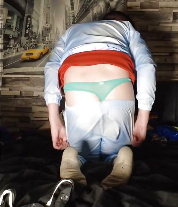 Gái Trackie Dâm Đãng Boyz
