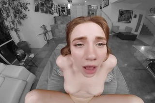 PassthroughVR ваша новая няня Rose Caarter имеет специальную грязную искру в ее взгляде
