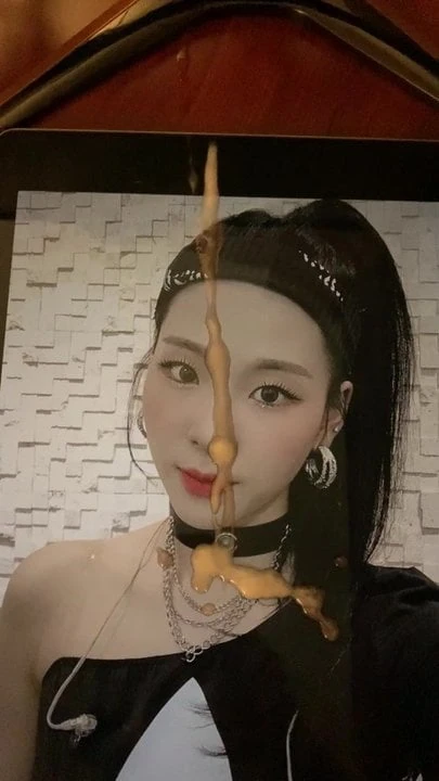 Cignature Seline Cum Tribute