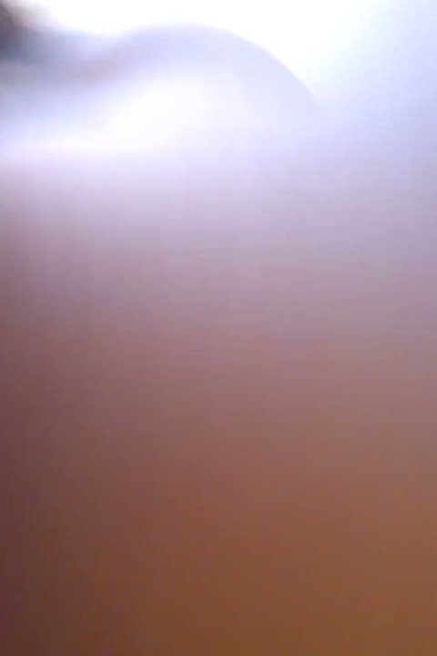 Kun munaiseni lähti töihin, nuori naapuri tuli nussimaan minua