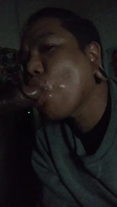 Having fun getting spun sucking cock