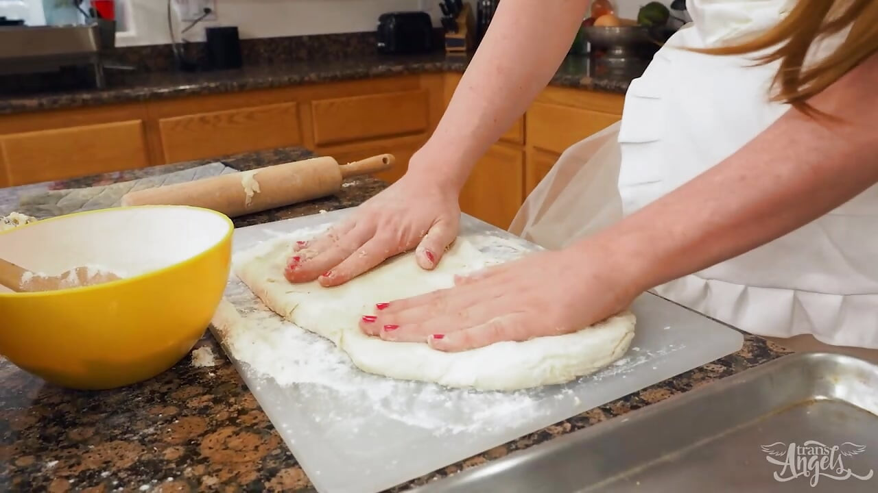 TRANS ANGELS - Erica Cherry Gets Deliciously Dirty While Filming Her Flirty Cake Recipe