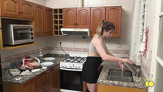 Ice cream delivery the wife while the husband is looking for money