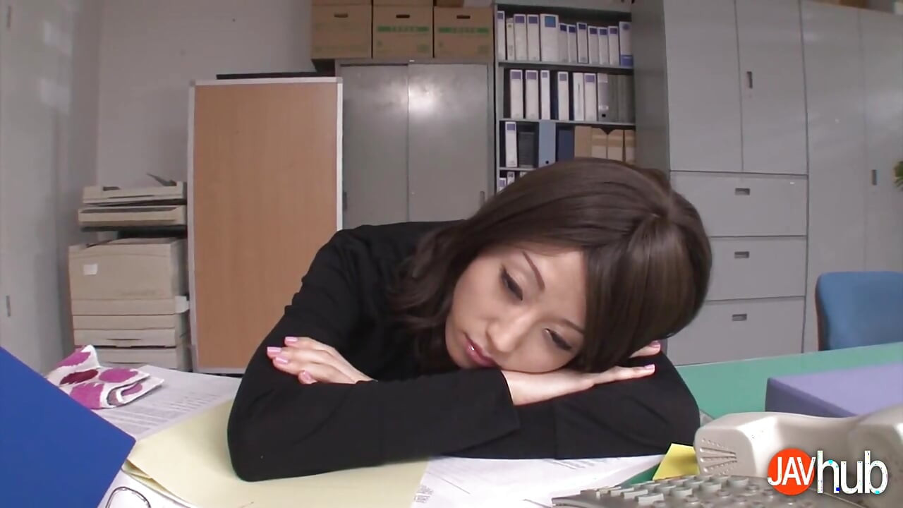 Hot Mitsuki’s Handcuffed, Toy Fucked & Triple Creampie