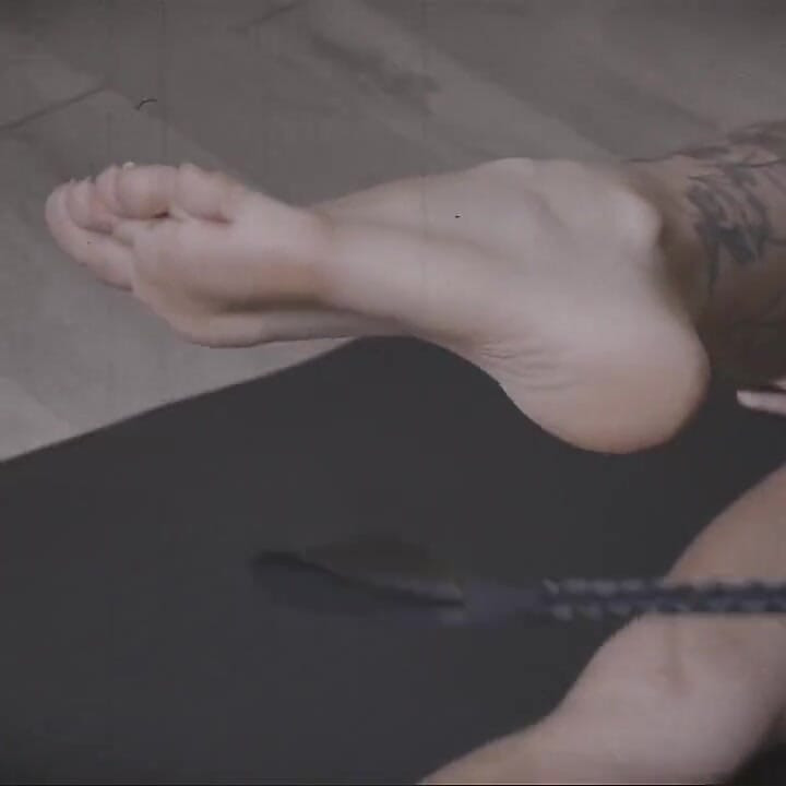 Side Plank. Isometric Strain & Core Degradation
