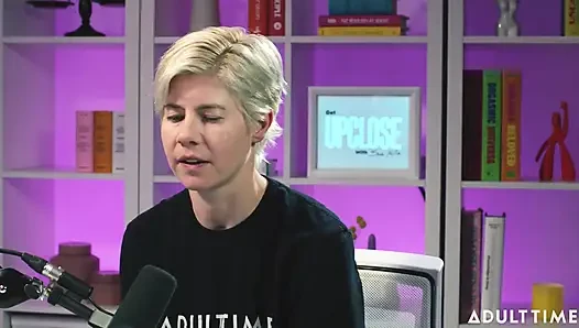 Hailey Rose: Tumblr, Swingers & the Cereal Incident | the Adult Time Podcast