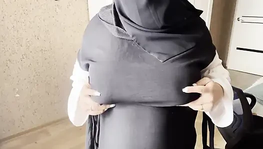Friend's Hot Wife Gives Jerk off Instructions