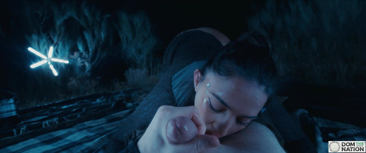 POV, cul à bouche sous les étoiles avec Nwguria Millan, PAWG anale perverse
