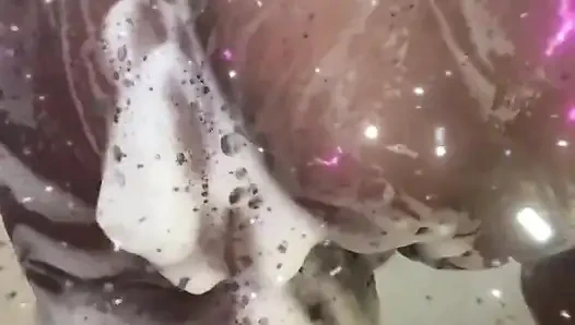 хочу помочь мне вымыть