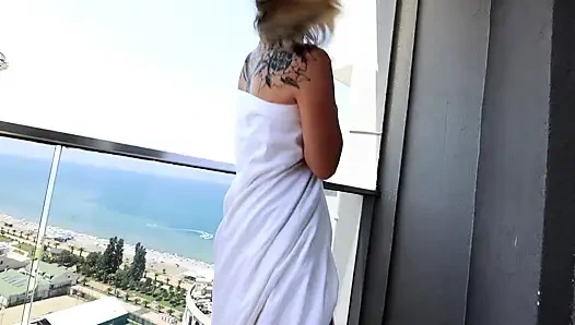 Секс в отпуске, жестко трахнутая жена