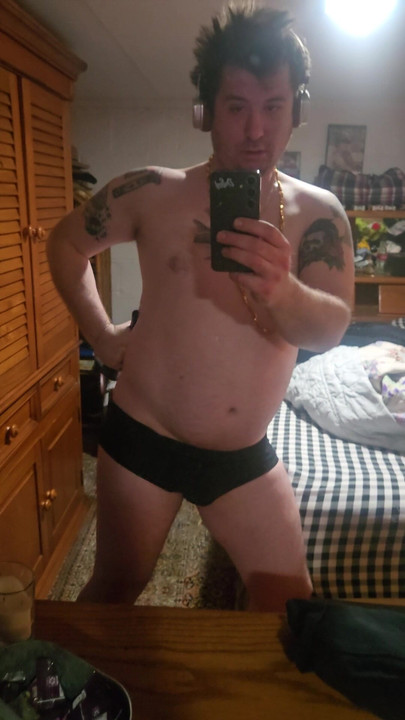 Black lives matter xoxox x marks tha spot. Homes