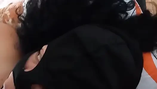 Cewek gemuk yang cantik nyepong 22