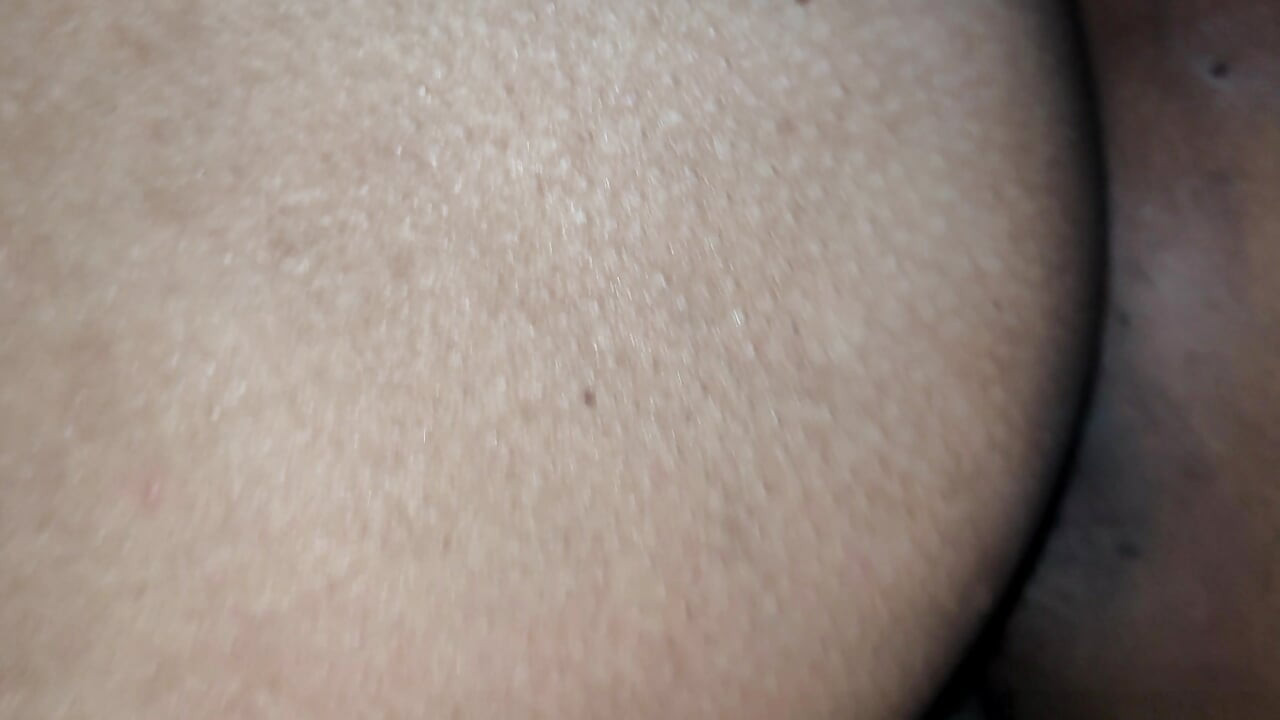 Saloni Noor teman wanita mengongkek saya dengan baik pada waktu malam dalam posisi awek lembu dia merintih keras dalam audio hindi