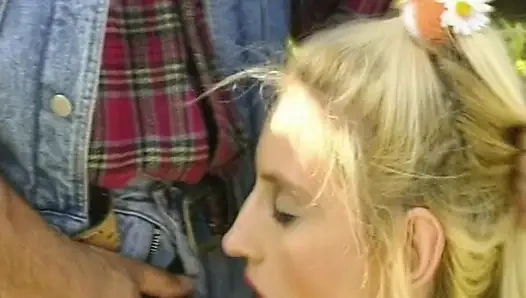 Exhibitionist Pees on the Tits of a Beach Mermaid