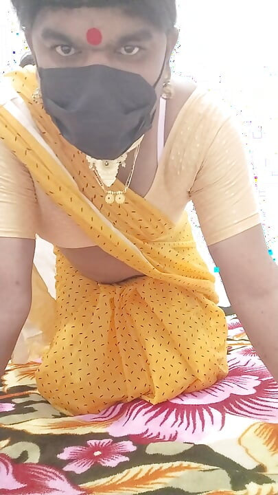 Shemale bhabhi seks igračka u kućnoj