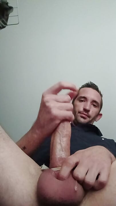 Young guy with his Xl makes her cum a lot